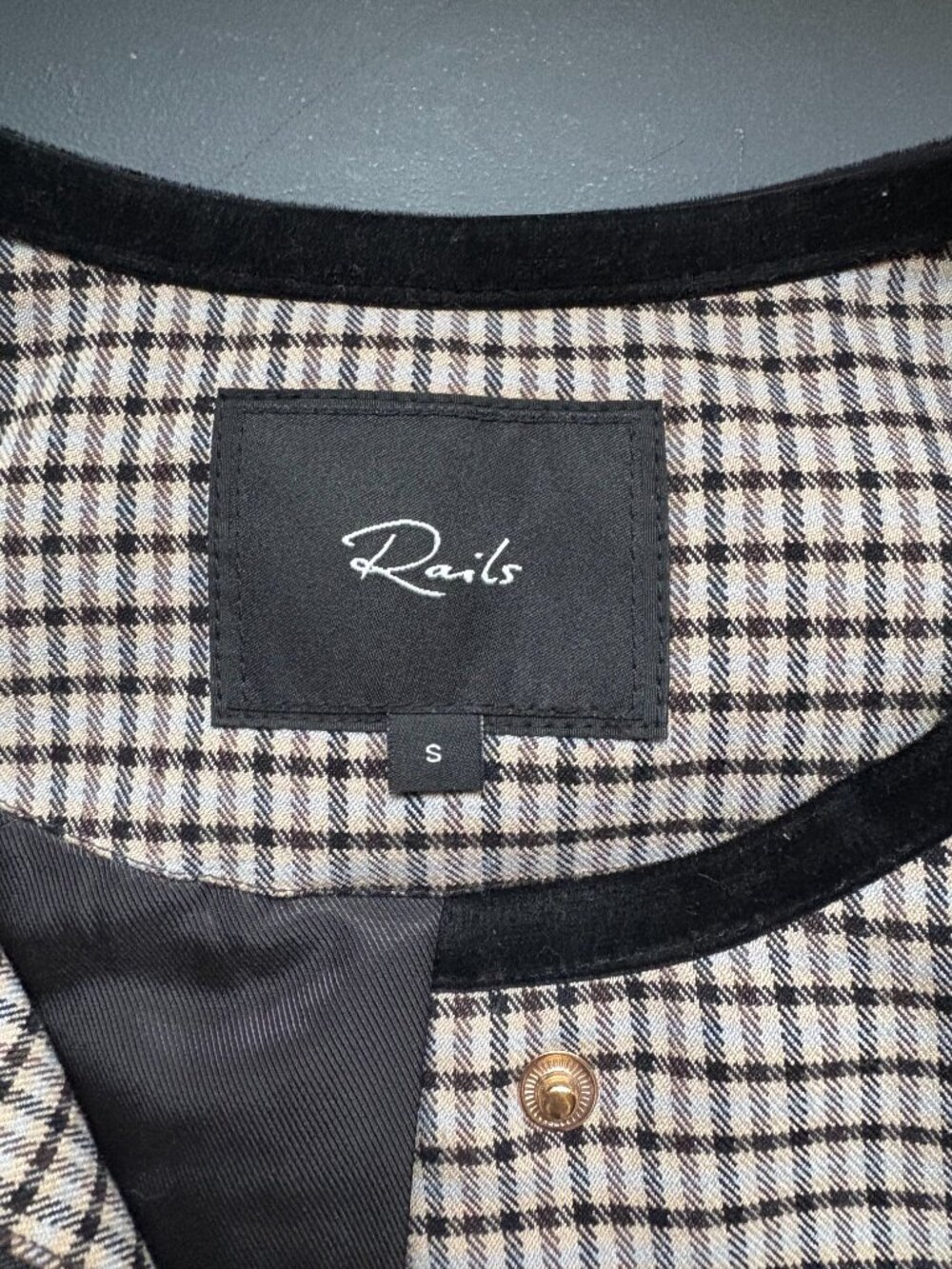 Like New Rails Plaid Jacket - Picture 2 of 4